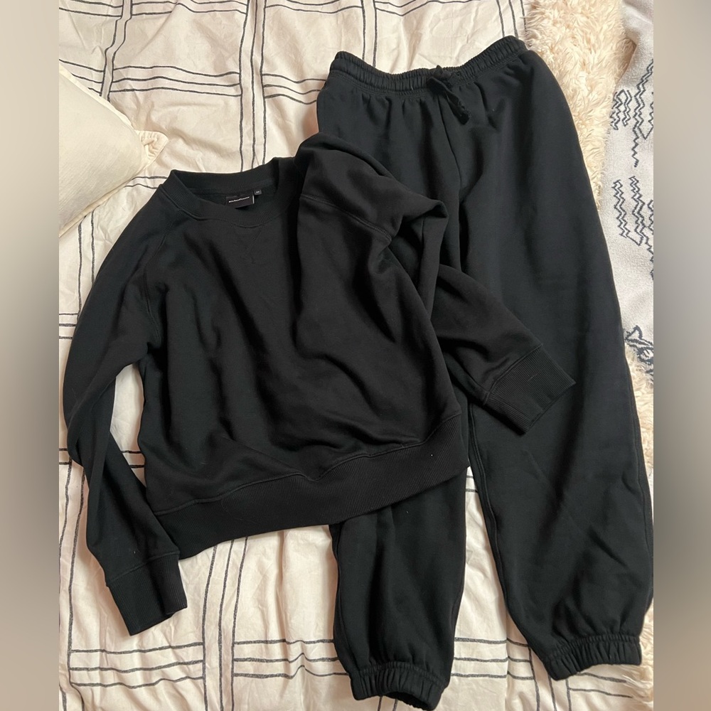 Richer Poorer Black Sweatsuit